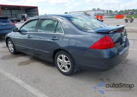 2007 Honda Accord 2.4 Ex z USA, uszkodzony, nr VIN 1HGCM567X7A158015
